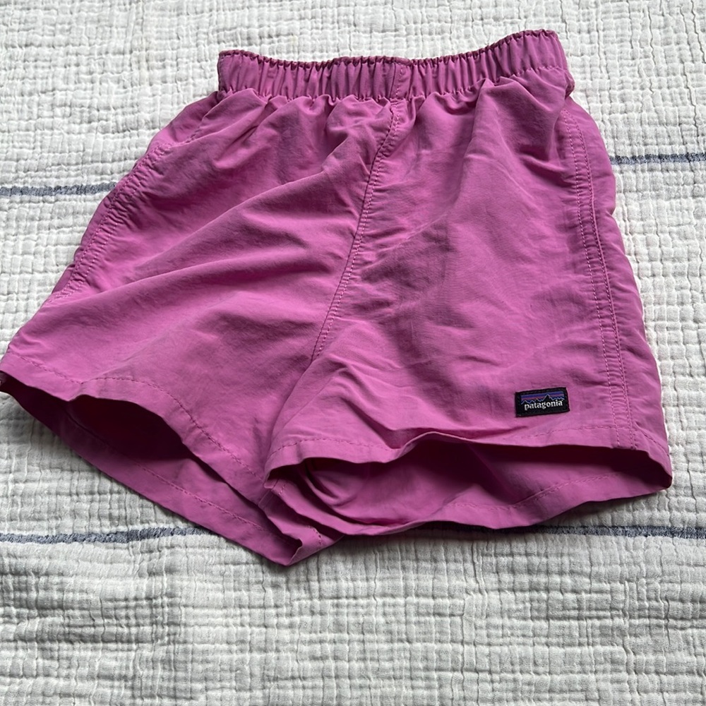 Pink Patagonia baggies 3t